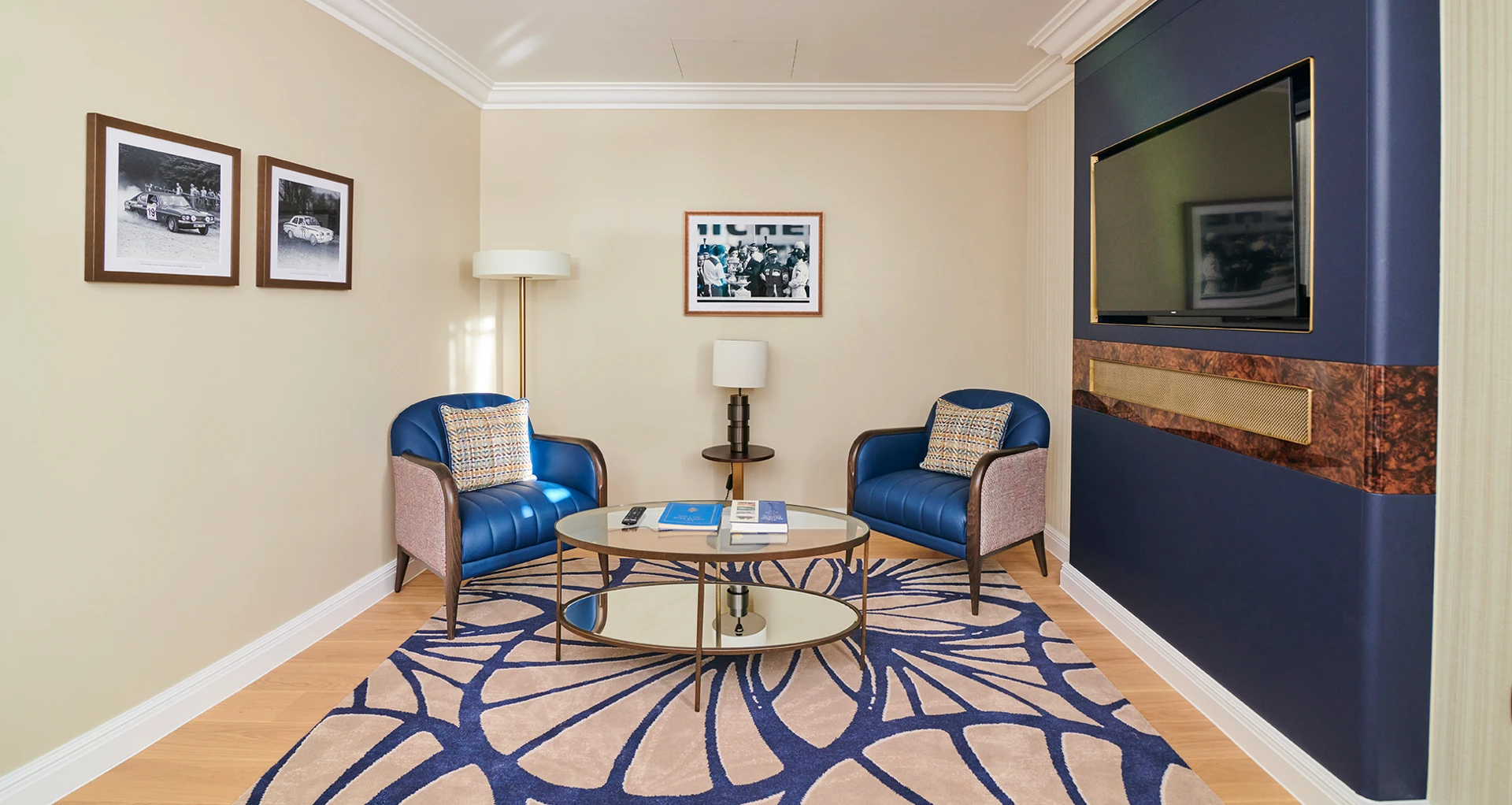 Hero_RAC_Pall_Mall_JamieLau_Rooms_Ulster_Carpets_Custom_Design.png