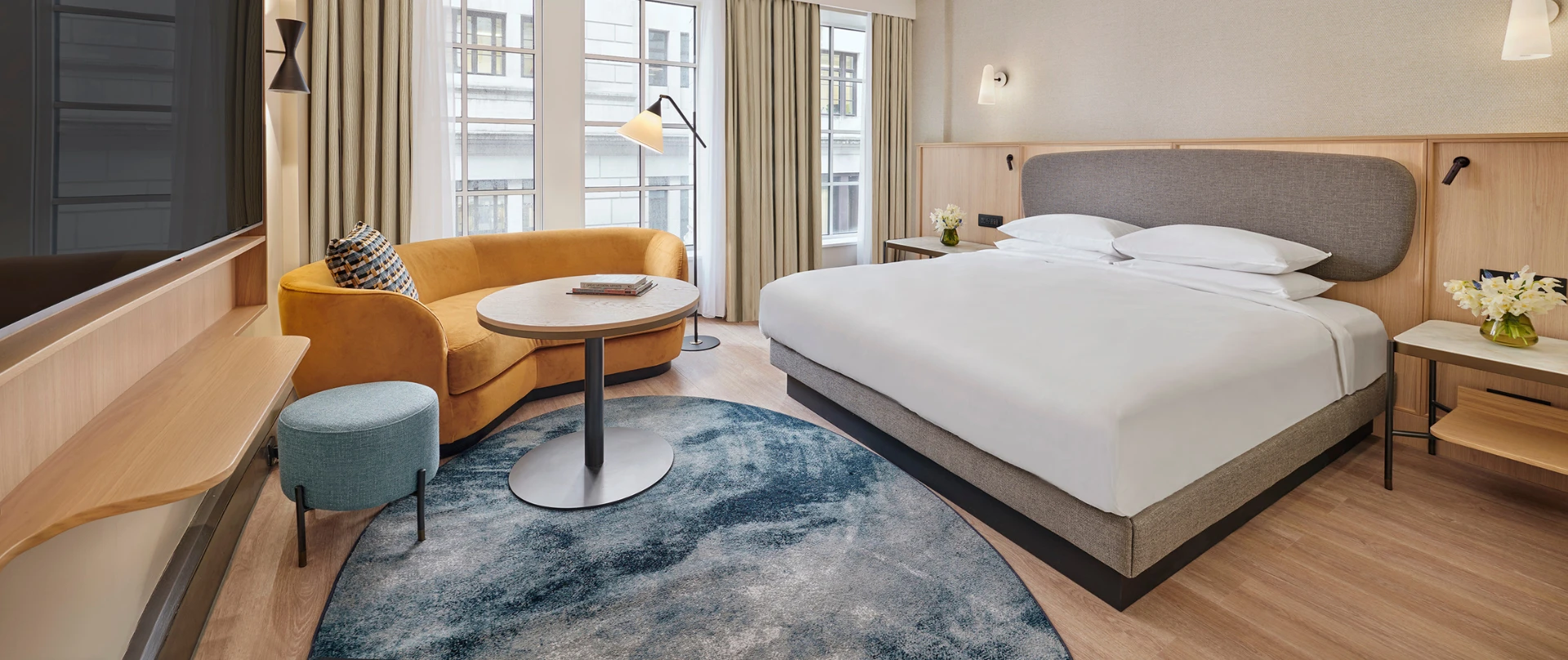 Hyatt_Regency_Blackfriars_London (1920 x 808 px).png
